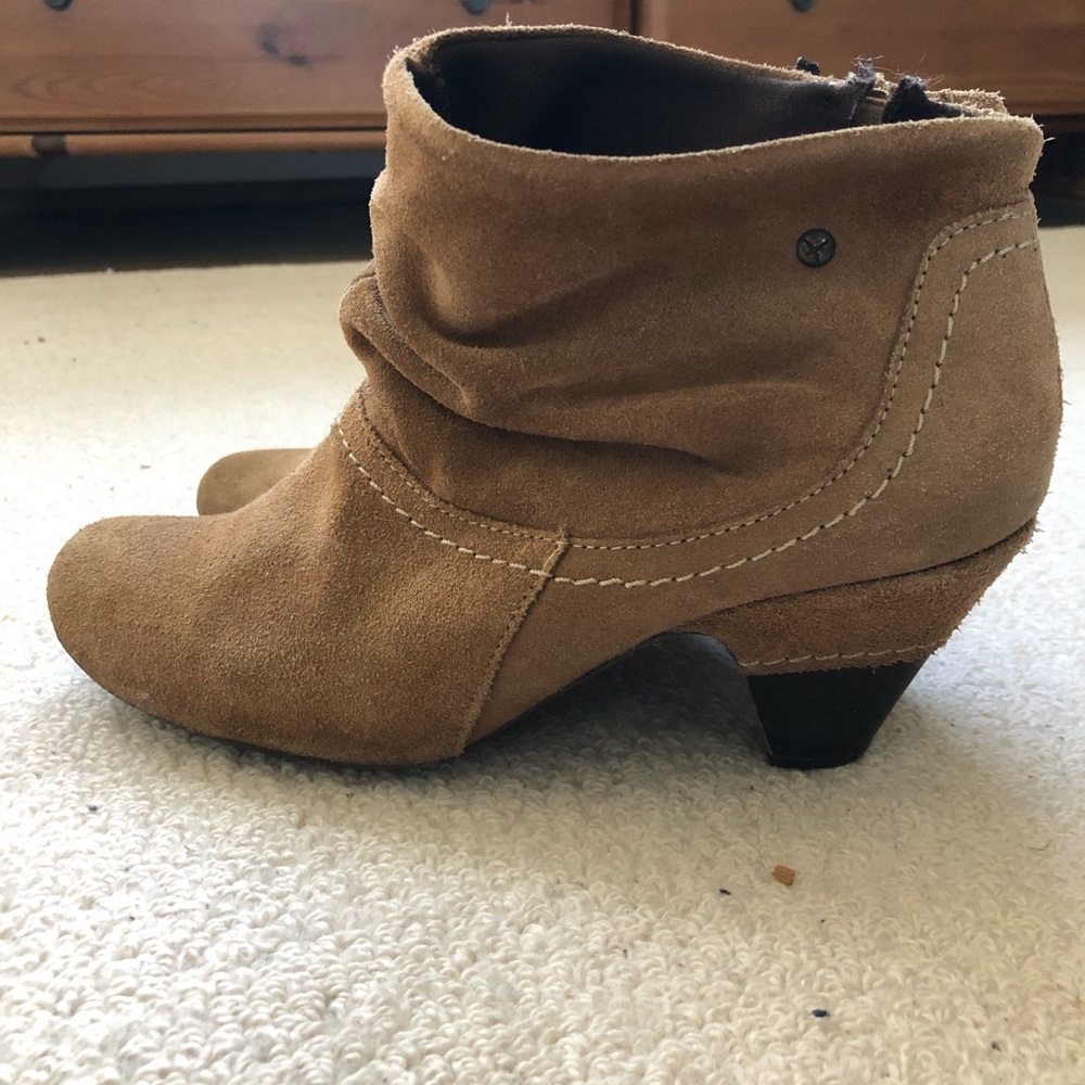 Pikolino suede heeled bootie